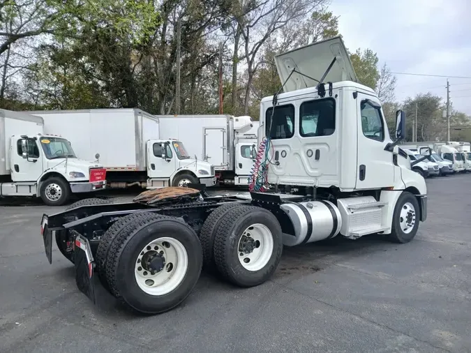 2019 FREIGHTLINER/MERCEDES NEW CASCADIA PX12664