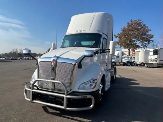 2021 Kenworth T680