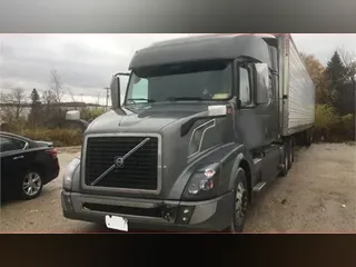 2016 Volvo VNL64T730