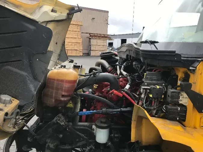 2018 INTERNATIONAL 4300