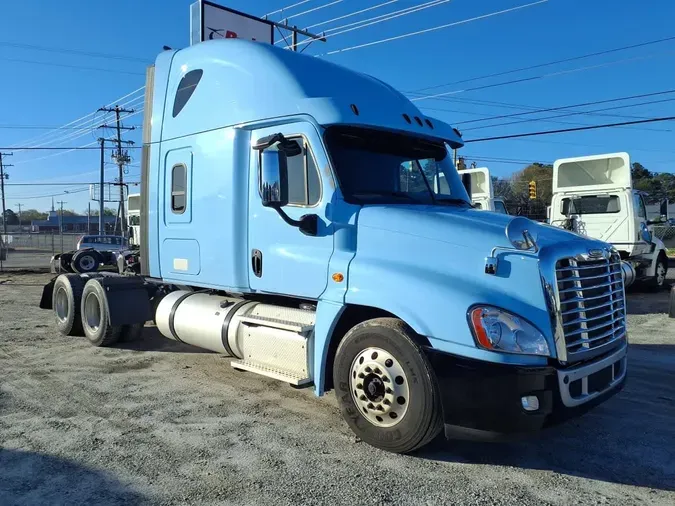 2019 FREIGHTLINER/MERCEDES CASCADIA 125