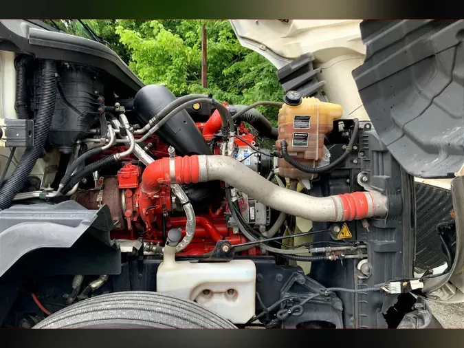 2021 INT LT625 6x4