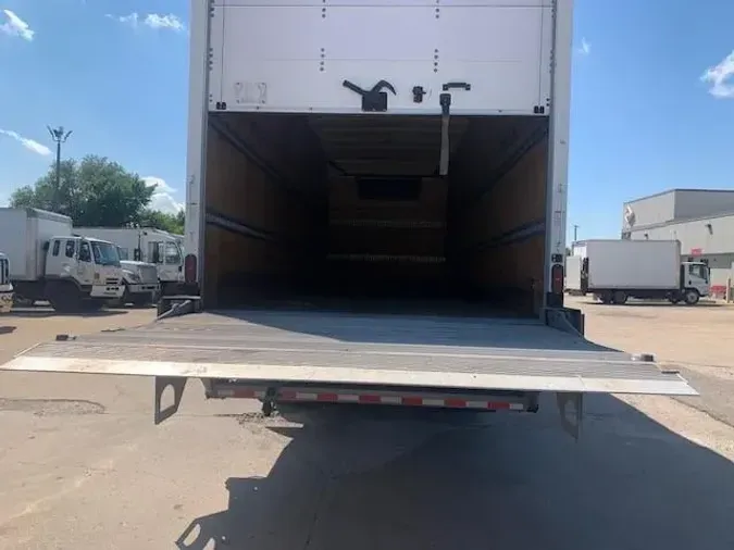 2020 Hino 268A