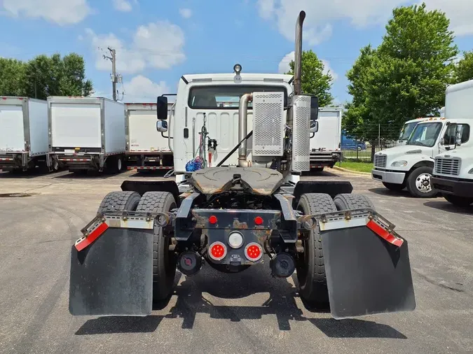 2017 FREIGHTLINER M2 106