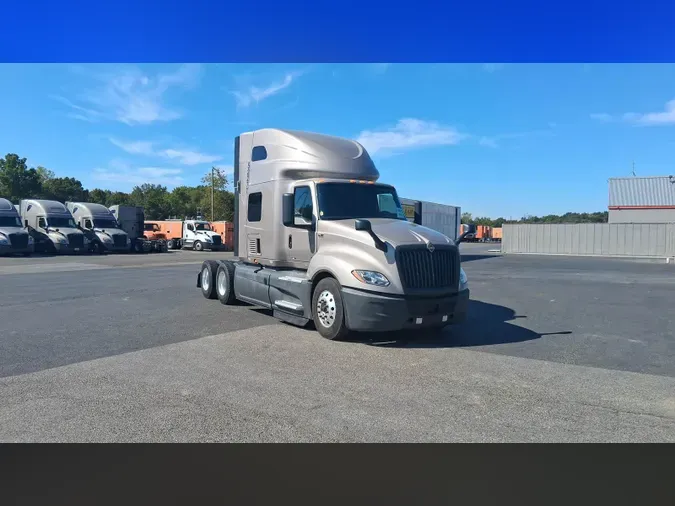 2022 International LT98e57cf94490998f003cbafad9bfe81e
