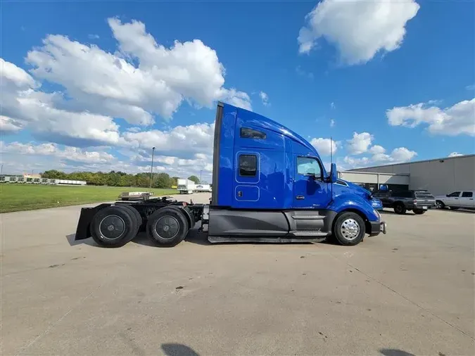 2021 KENWORTH T68098e79fe64cfdd449ed241c39b6dc9409