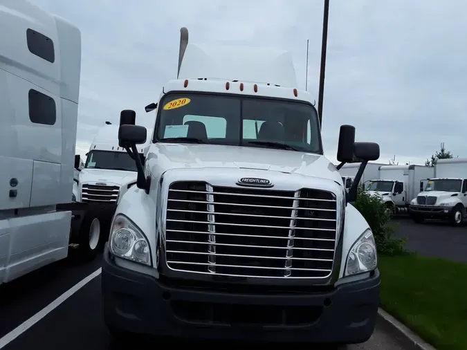 2020 FREIGHTLINER CASCADIA 125