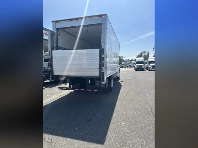 2019 FREIGHTLINER/MERCEDES M2 106