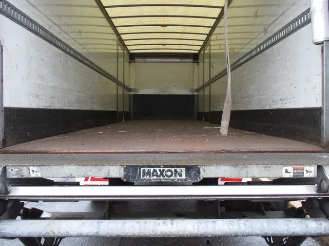 2016 INTERNATIONAL 4300