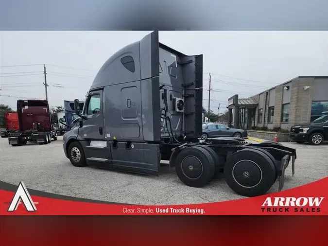 2021 FREIGHTLINER CA126