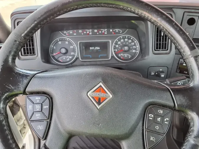 2020 NAVISTAR INTERNATIONAL RH613 DAYCAB S/A