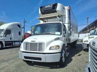 2016 FREIGHTLINER M2 106