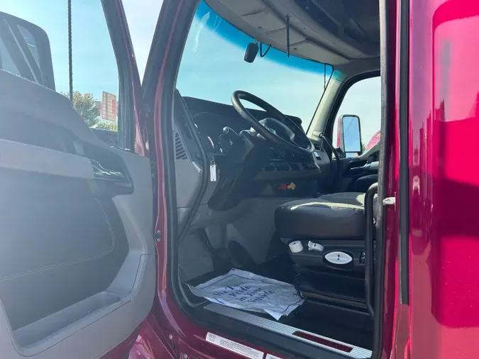 2022 Kenworth T680
