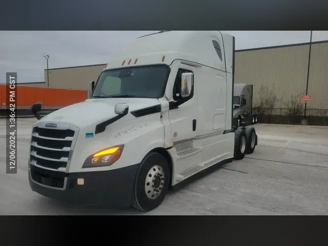 2020 Freightliner Cascadia