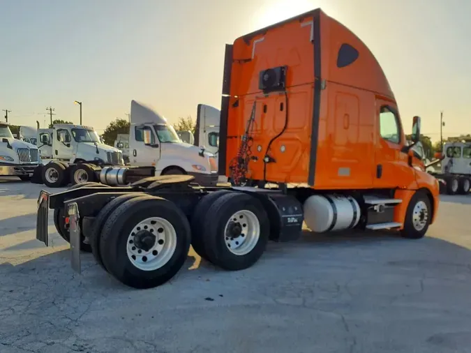 2019 FREIGHTLINER NEW CASCADIA PX12664