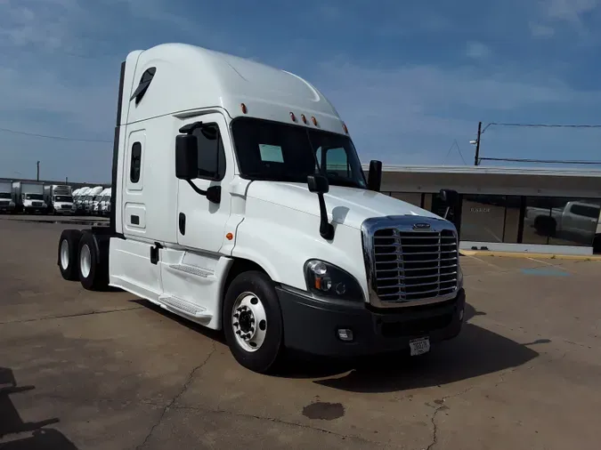 2019 FREIGHTLINER/MERCEDES CASCADIA 125