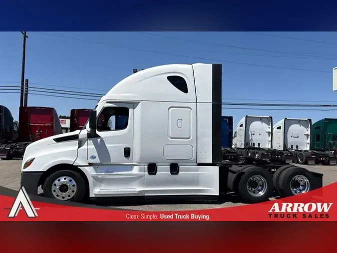 2022 FREIGHTLINER CA126