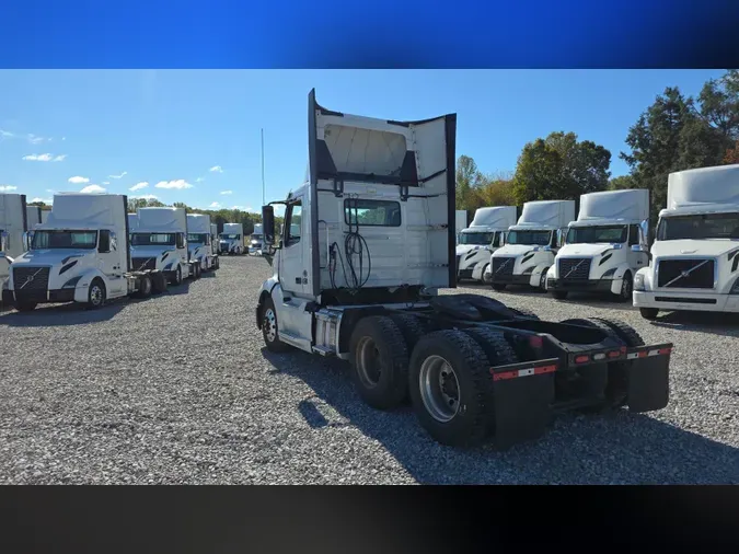 2019 Volvo VNL300990e544c9cd594eb712e760a16452981