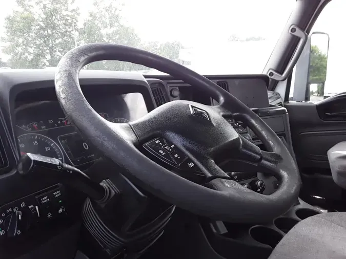 2020 NAVISTAR INTERNATIONAL LT625 DAYCAB T/A