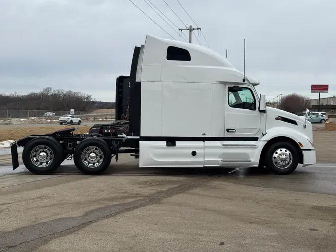 2022 PETERBILT 579