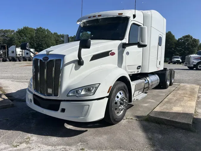 2022 Peterbilt 57999150995fcb69c7d0f5b7624c03a25e7