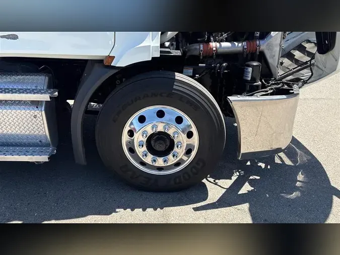 2020 FREIGHTLINER CA116