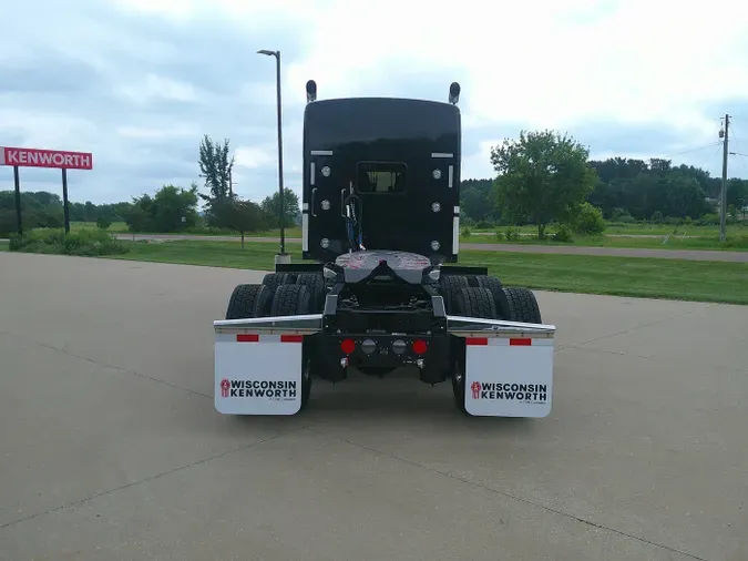 2026 Kenworth W900L