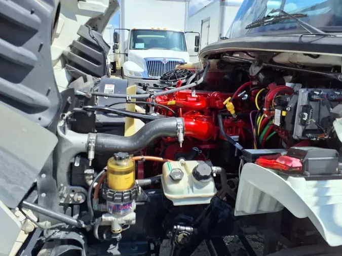 2019 FREIGHTLINER M2 106