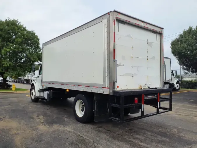 2019 FREIGHTLINER M2 106