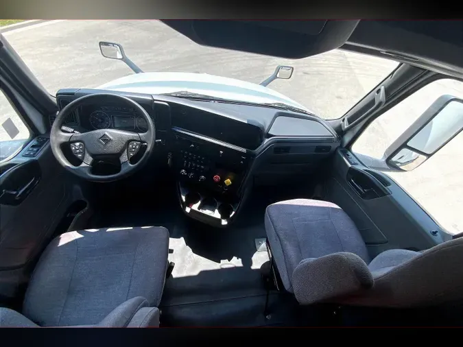 2021 INT LT625 6x4