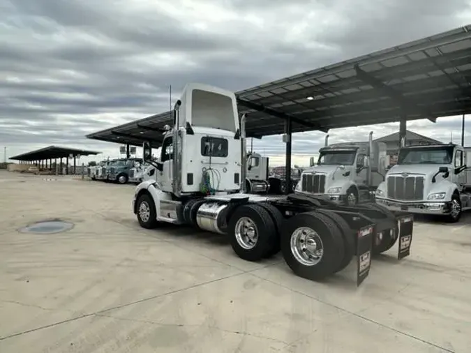 2020 Peterbilt 579