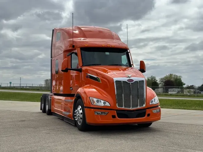 2023 PETERBILT 579
