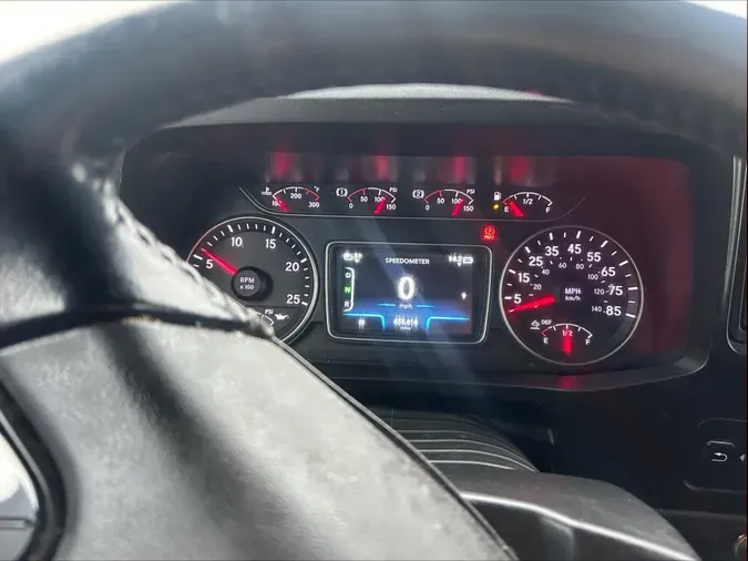 2022 International LT625