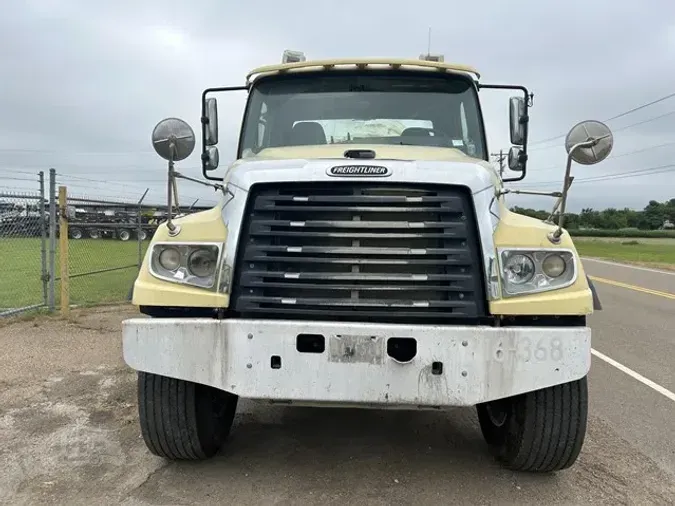2015 FREIGHTLINER 114SD