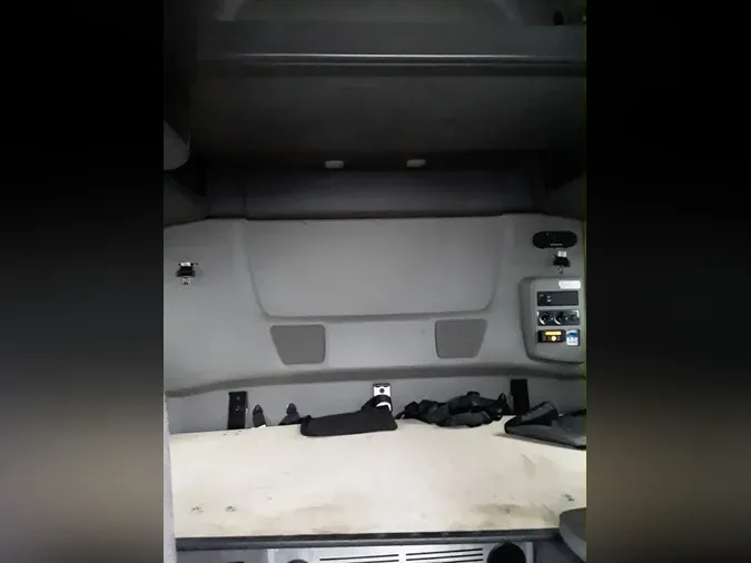 2020 NAVISTAR INTERNATIONAL LT625 SLPR CAB