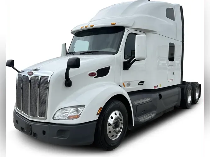 2021 Peterbilt 579992bb7bf8ae6340b785267ba0f90dc98