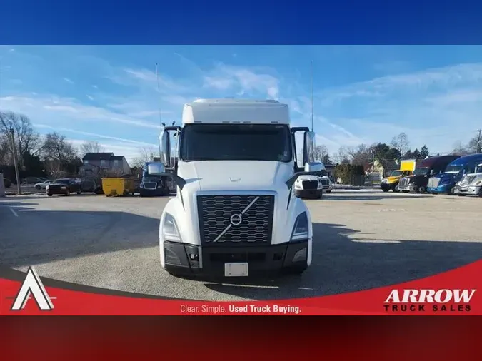 2021 VOLVO VNL740