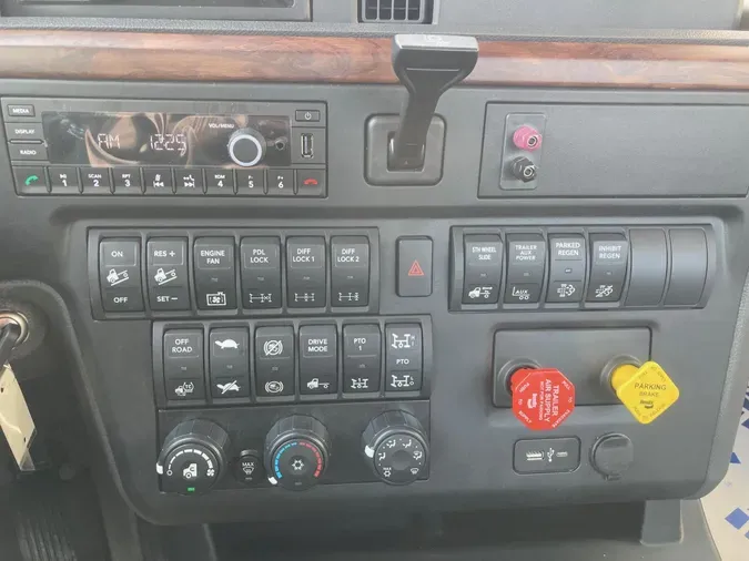 2026 International HX620