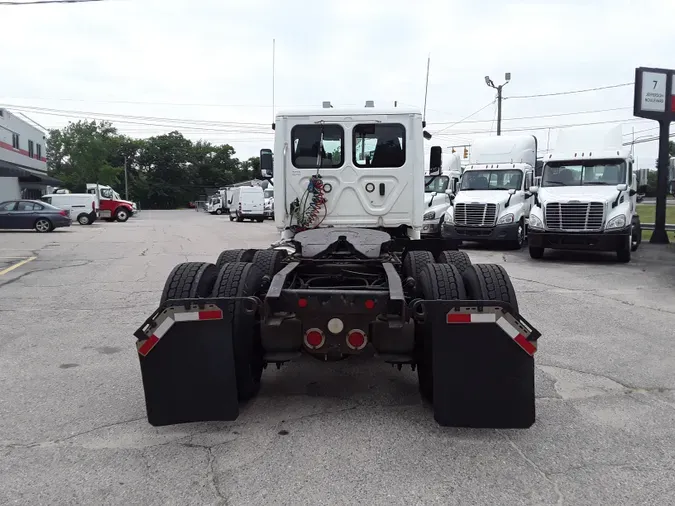 2020 FREIGHTLINER/MERCEDES CASCADIA 113