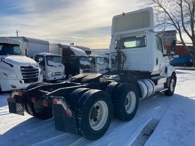 2019 NAVISTAR INTERNATIONAL LT625 DAYCAB T/A993509233a4c8892f80e1270ad56f94b