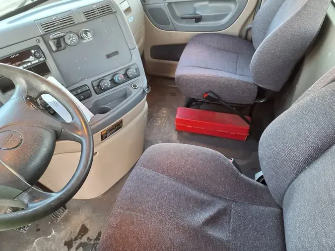 2018 FREIGHTLINER/MERCEDES CASCADIA 113