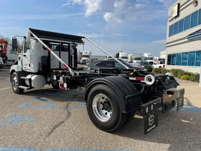 2026 MACK MD MD7 Derated