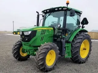 2020 John Deere 6120R