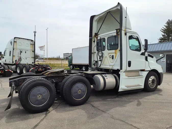 2019 FREIGHTLINER/MERCEDES NEW CASCADIA PX12664