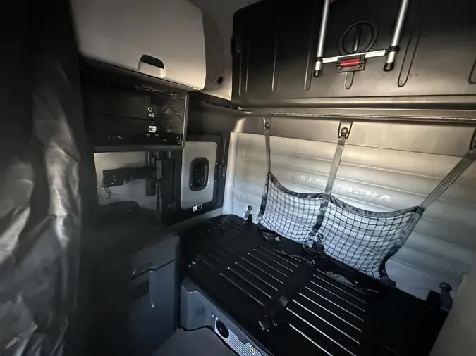 2021 Freightliner Cascadia9939e312e5c8df385f7af088a877fb87