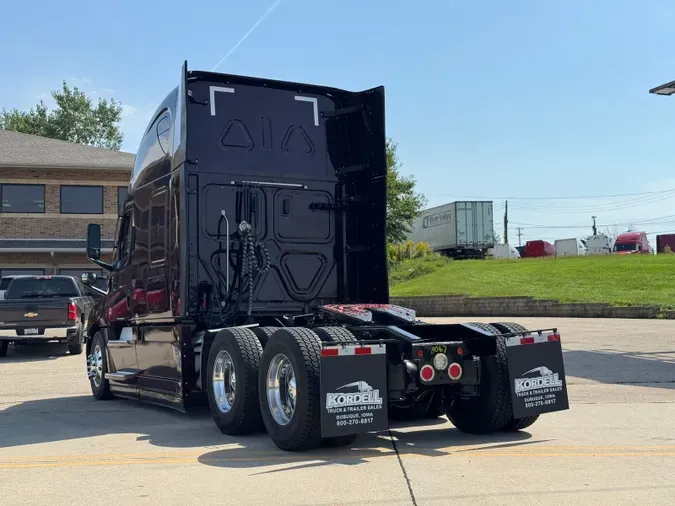 2022 FREIGHTLINER Cascadia 126993a31c42f26d7e470a6d026ba71c859