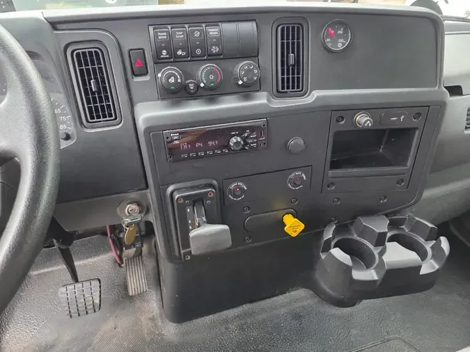 2020 NAVISTAR INTERNATIONAL MV607 (4X2)