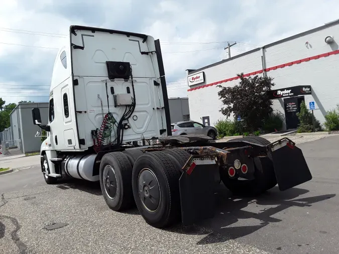 2018 FREIGHTLINER/MERCEDES CASCADIA 125