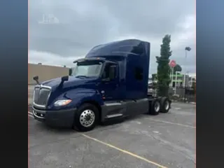 2021 INTERNATIONAL LT