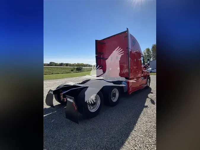 2016 FREIGHTLINER CASCADIA 113